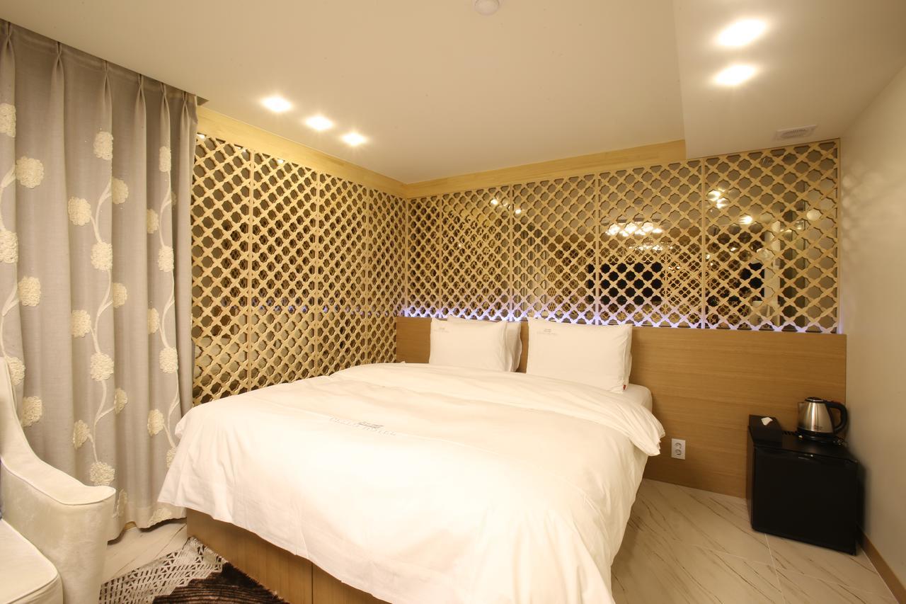 Guri Cello Hotel מראה חיצוני תמונה