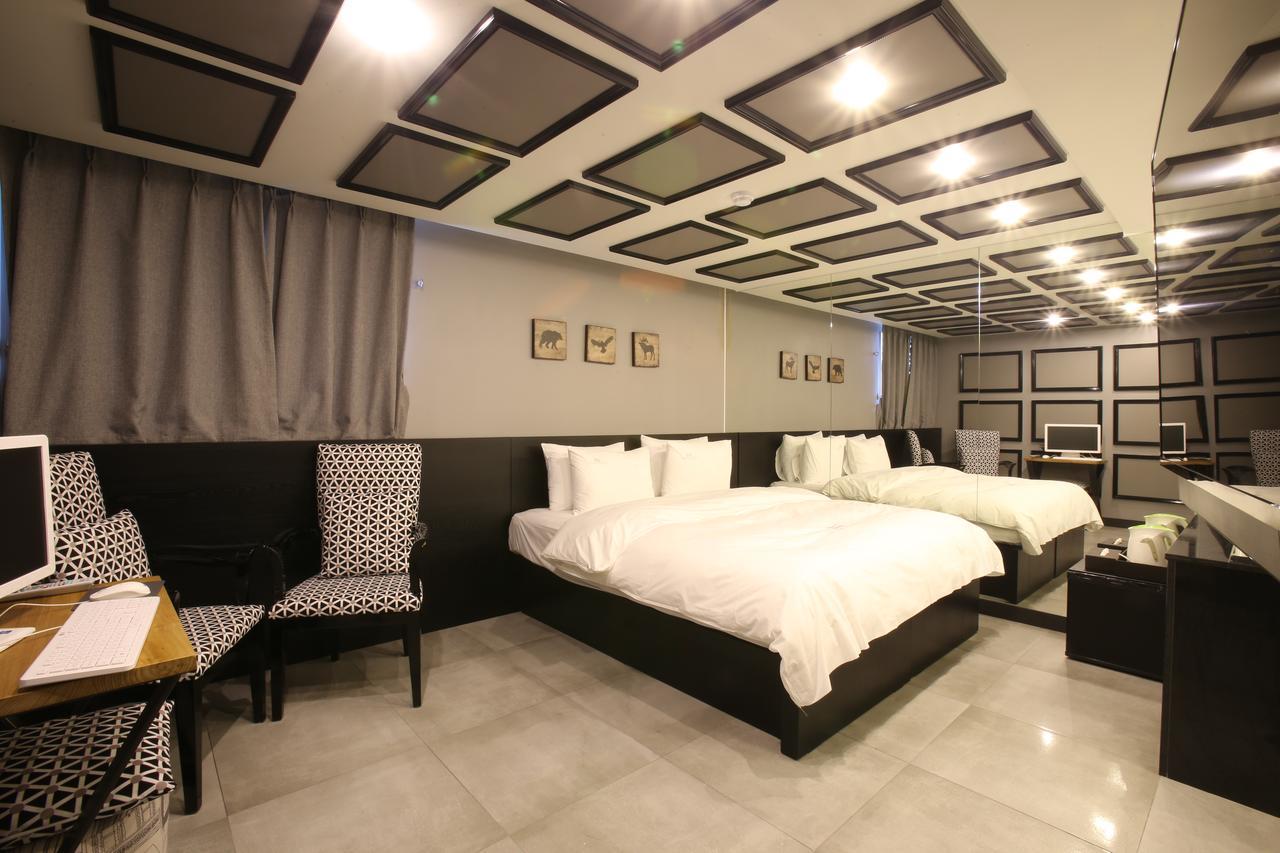 Guri Cello Hotel מראה חיצוני תמונה