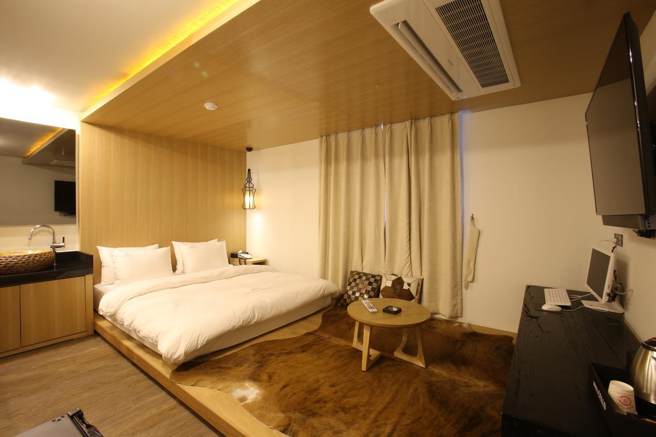 Guri Cello Hotel מראה חיצוני תמונה