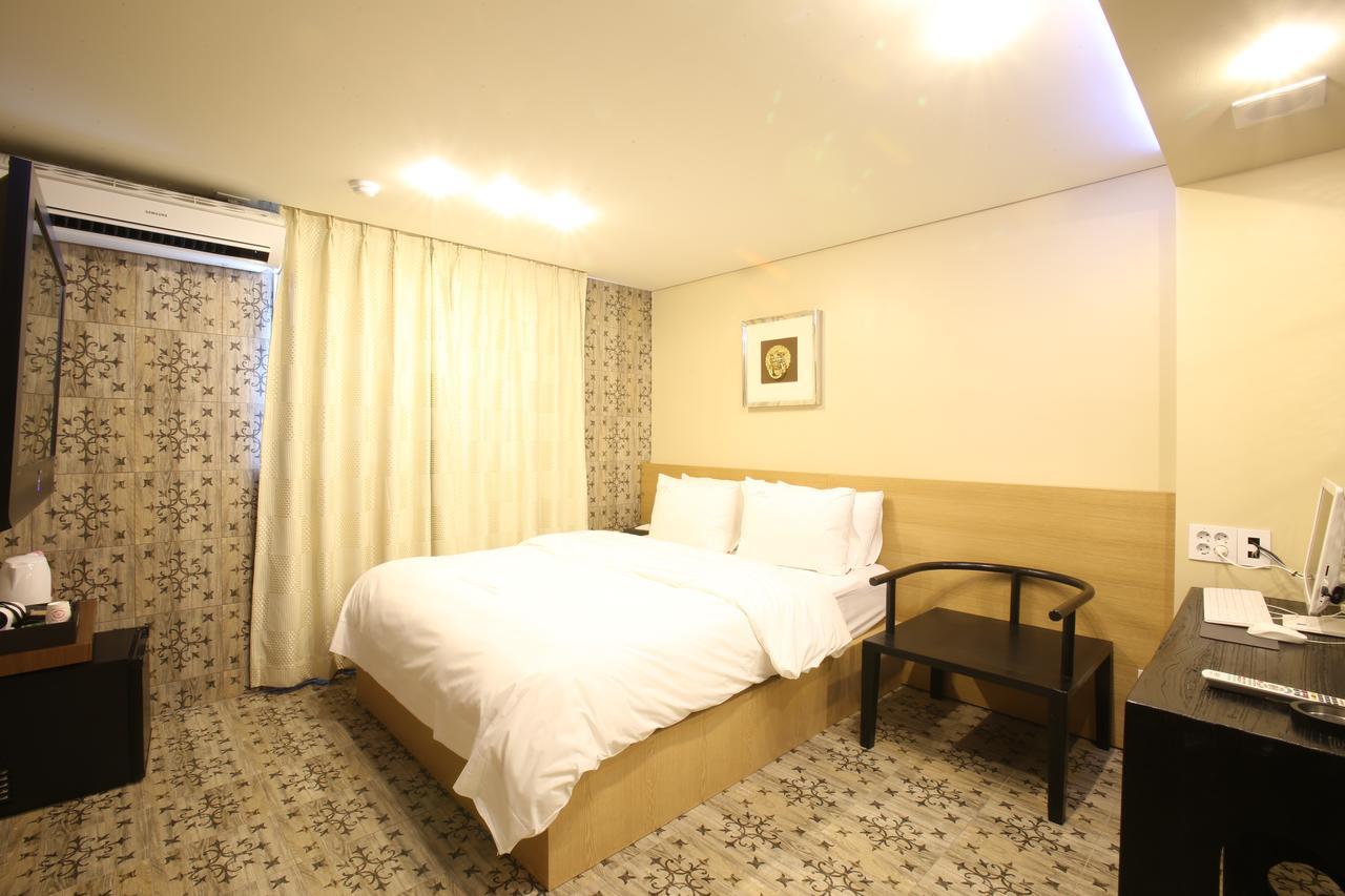 Guri Cello Hotel מראה חיצוני תמונה