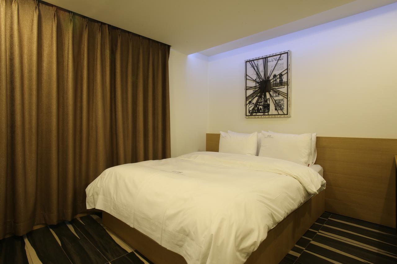 Guri Cello Hotel מראה חיצוני תמונה