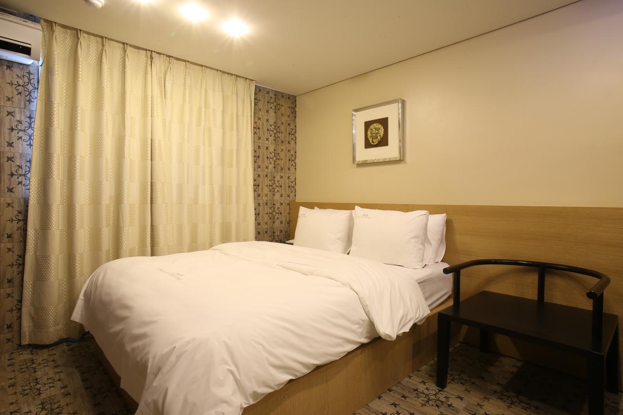 Guri Cello Hotel מראה חיצוני תמונה